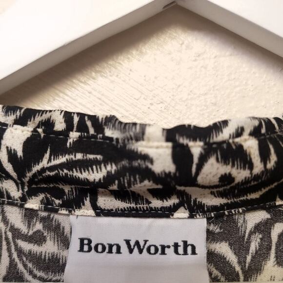 Bonworth Button Down Shirt Size L Floral Leopard Print Collar Womens Top - Picture 2 of 7